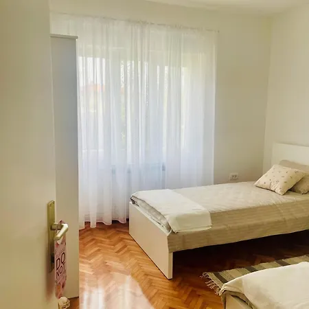 Appartamento Lavrika Rovigno Esterno foto
